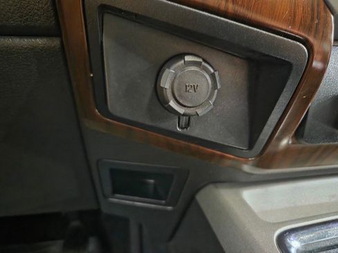 Used 2013 Ford F250 Lariat w/ Lariat Ultimate Pkg AWD/4WD image 49