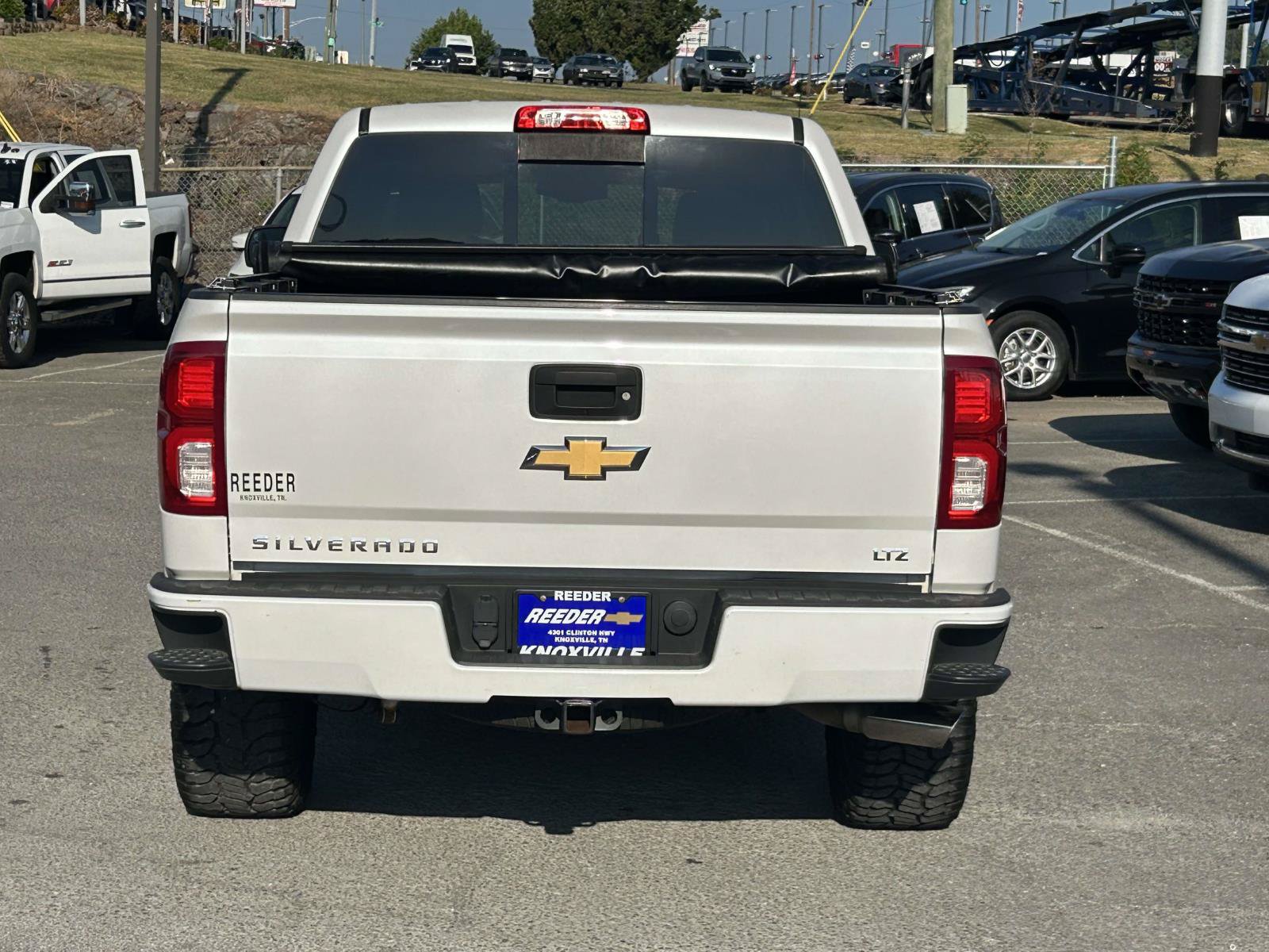 Used 2018 Chevrolet Silverado 1500 LTZ Z71 AWD/4WD image 5
