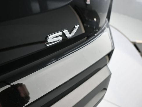 Used 2024 Nissan Pathfinder SV FWD image 43