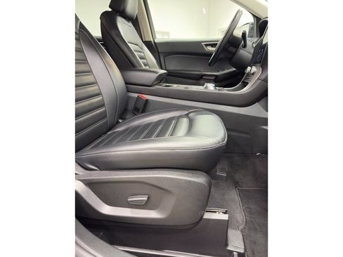 Certified 2024 Ford Edge SEL image 30