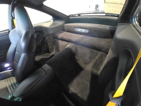 Used 2002 Porsche 911 GT2 RWD image 18