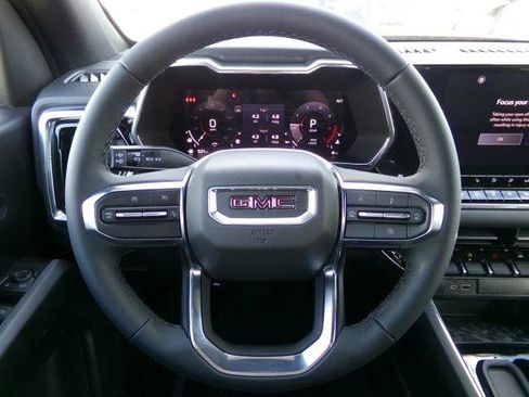 New 2025 GMC Canyon Elevation w/ Convenience Package image 22