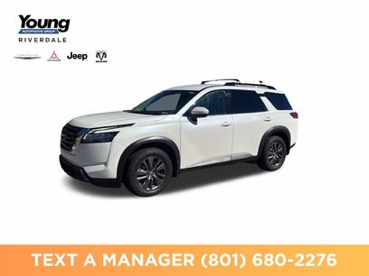 Used 2022 Nissan Pathfinder SV