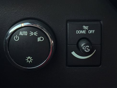 Used 2017 Chevrolet Express 3500 LT w/ LT Preferred Equipment Group image 25