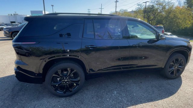 New 2027 Chevrolet Traverse RS w/ LPO, Floor Liner Package AWD/4WD image 2