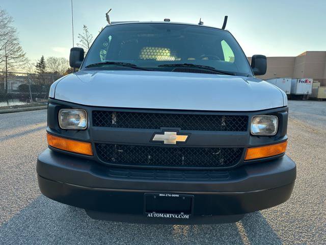 Used 2015 Chevrolet Express 2500 RWD image 2