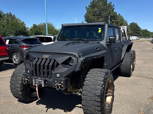 Used 2021 Jeep Gladiator Sport AWD/4WD image 1