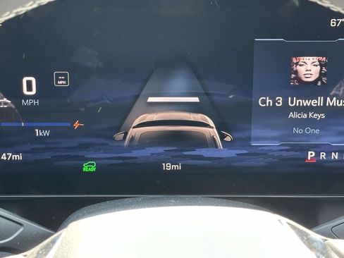 New 2026 Chevrolet Equinox EV LT w/ LPO, Blackout Package FWD image 27