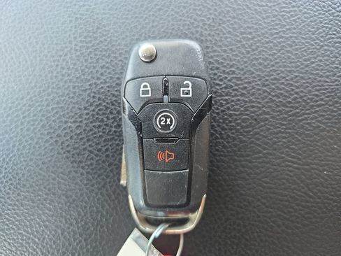 Used 2019 Ford F150 XLT w/ Equipment Group 302A Luxury AWD/4WD image 34