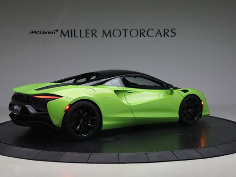 Used 2023 McLaren Artura image 8