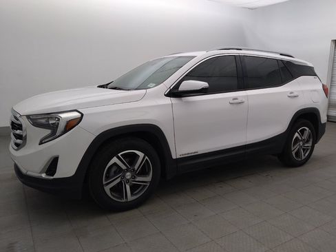 Used 2020 GMC Terrain SLT FWD image 2