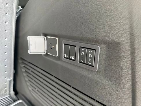 New 2026 Chevrolet Tahoe High Country image 14