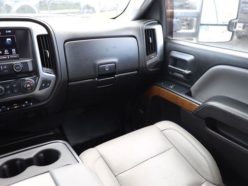Used 2016 Chevrolet Silverado 3500 LTZ w/ Duramax Plus Package image 20
