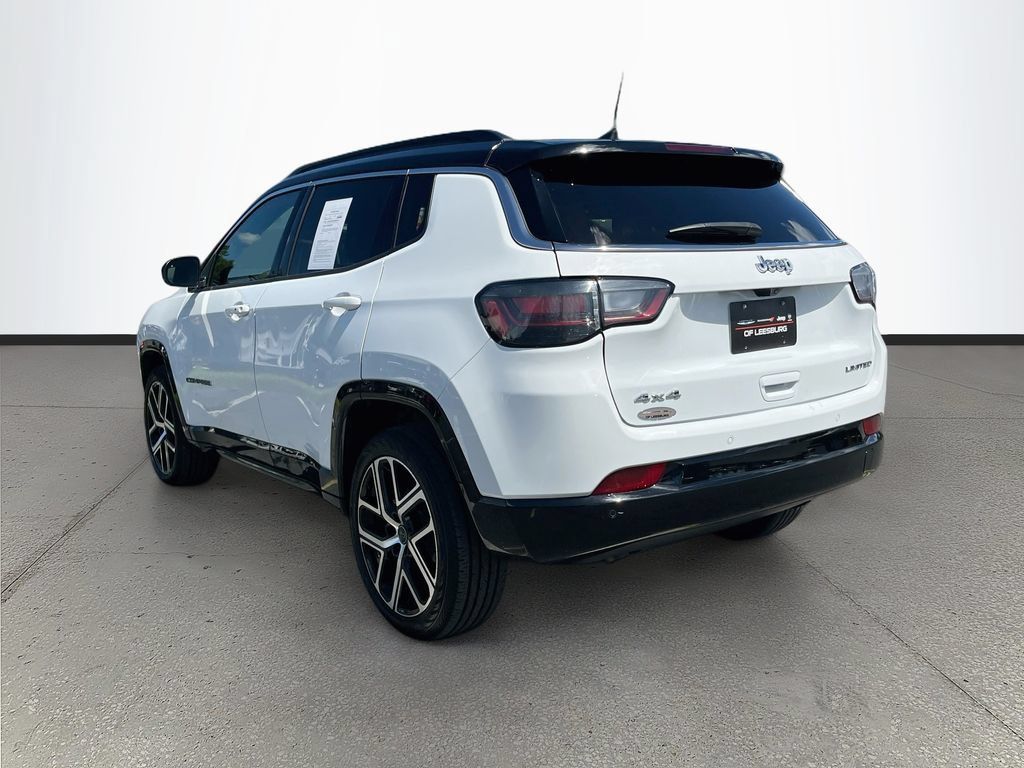Used 2025 Jeep Compass Limited w/ Elite Group AWD/4WD image 5