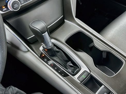 Used 2019 Honda Accord LX image 19