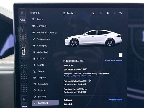 Used 2022 Tesla Model S AWD/4WD image 40