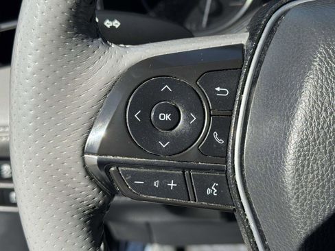 Certified 2022 Toyota Avalon Limited image 18