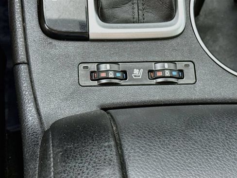 Used 2015 Toyota Highlander Limited Platinum AWD/4WD image 13