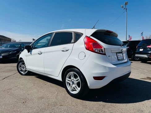 Used 2018 Ford Fiesta SE image 5