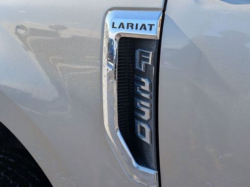 Used 2017 Ford F250 Lariat w/ Lariat Value Package image 11