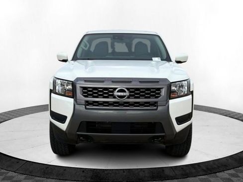 Certified 2025 Nissan Frontier SV image 8
