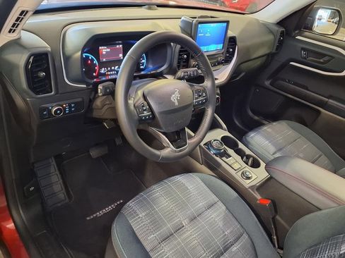 Used 2023 Ford Bronco Sport Heritage w/ Heritage Convenience Package AWD/4WD image 4