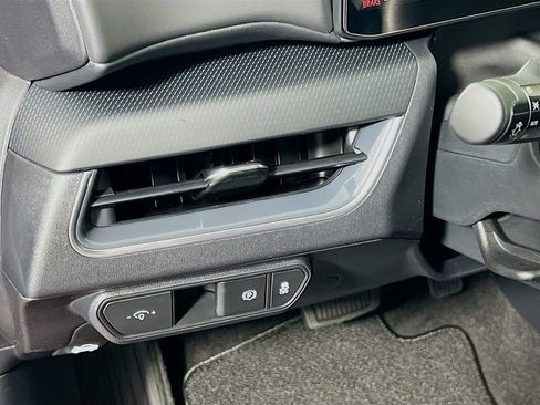 New 2025 Kia K4 GT-Line FWD image 10