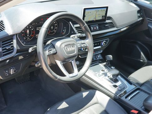 Used 2019 Audi Q5 2.0T Premium Plus w/ Premium Plus Package AWD/4WD image 13