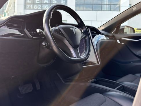 Used 2018 Tesla Model S 75D image 15