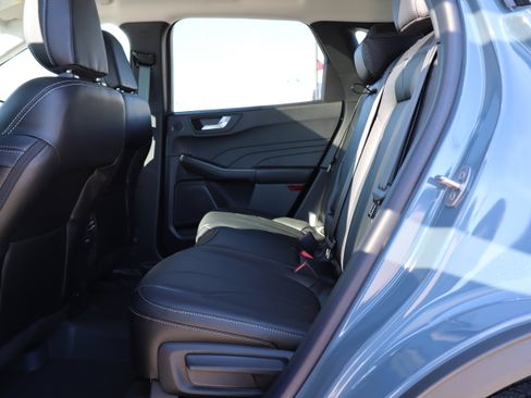 New 2025 Ford Escape SE w/ PHEV Premium Package image 10