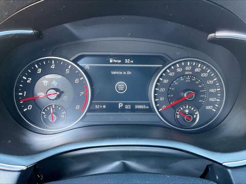 Used 2022 Kia Stinger GT2 image 24