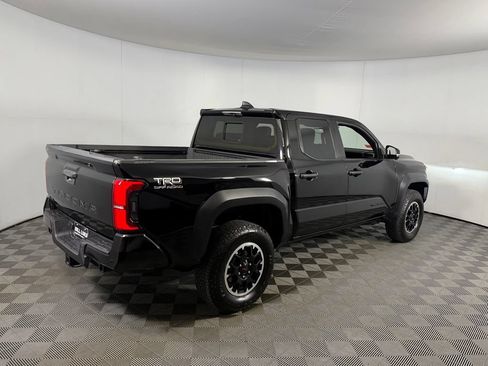 Used 2024 Toyota Tacoma TRD Off-Road w/ TRD Off Road Premium Package AWD/4WD image 8