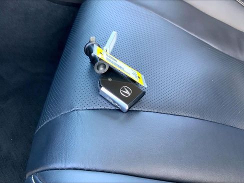 Used 2024 Acura MDX FWD w/ Technology Package image 13