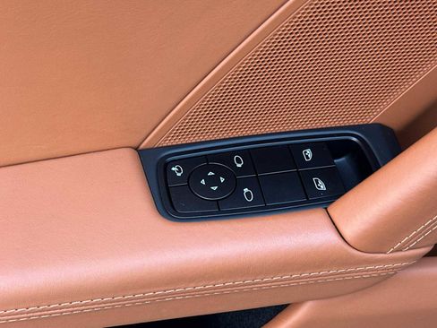 Certified 2025 Porsche 911 Carrera image 13