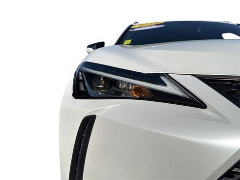 Used 2020 Lexus UX 250h w/ Premium Package image 12