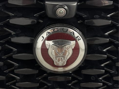 Used 2021 Jaguar F-PACE R-Dynamic S AWD/4WD image 34