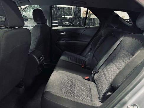 Used 2024 Chevrolet Equinox LT w/ Driver Convenience Package image 18