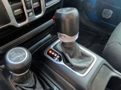 Used 2021 Jeep Wrangler Unlimited Sport S image 20