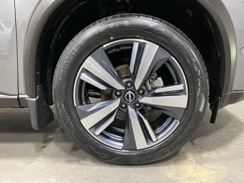Certified 2023 Nissan Rogue Platinum w/ Platinum Premium Package AWD/4WD image 33
