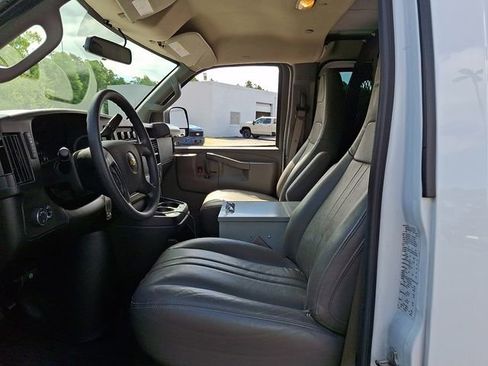Certified 2024 Chevrolet Express 2500 w/ Driver Convenience Package RWD image 13