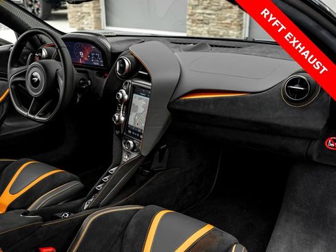 Used 2023 McLaren 720S Performance image 25