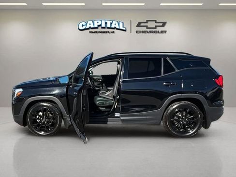 Used 2021 GMC Terrain SLT w/ Infotainment Package II image 13