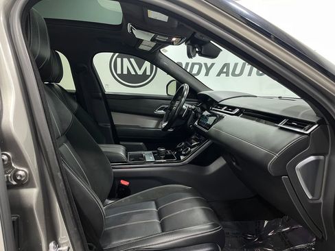 Used 2020 Land Rover Range Rover Velar R-Dynamic S image 34