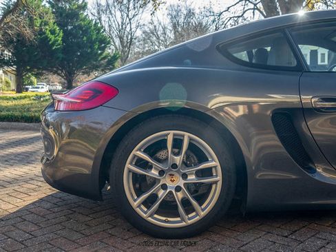 Used 2014 Porsche Cayman image 10