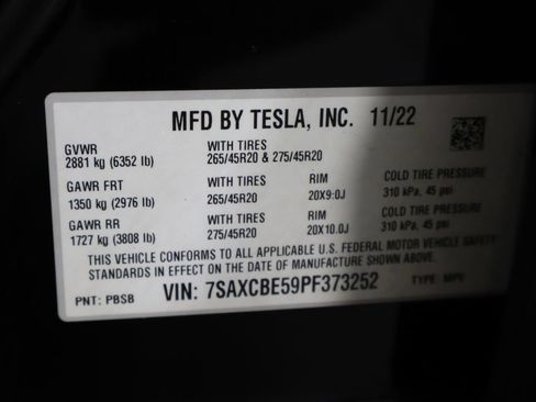 Used 2023 Tesla Model X AWD/4WD image 45