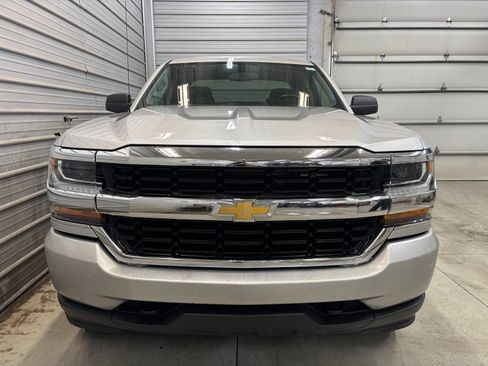 Used 2019 Chevrolet Silverado 1500 W/T w/ WT Convenience Package AWD/4WD image 2
