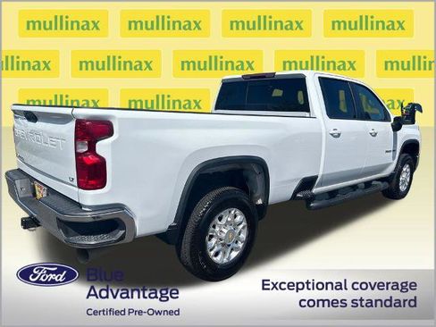 Used 2024 Chevrolet Silverado 3500 LT w/ Convenience Package AWD/4WD image 3