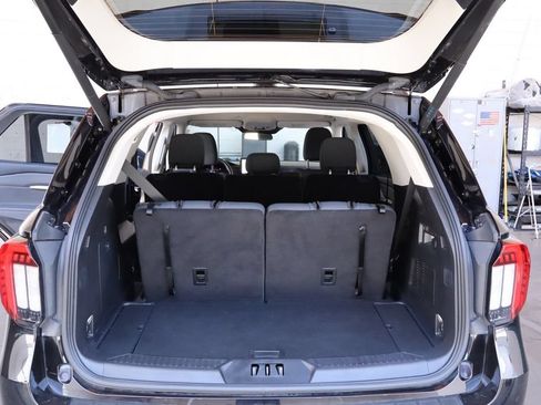 Used 2025 Ford Explorer Active RWD image 40