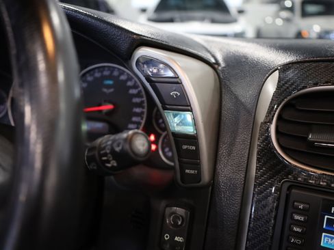 Used 2005 Chevrolet Corvette Convertible w/ Preferred Equipment Group image 21