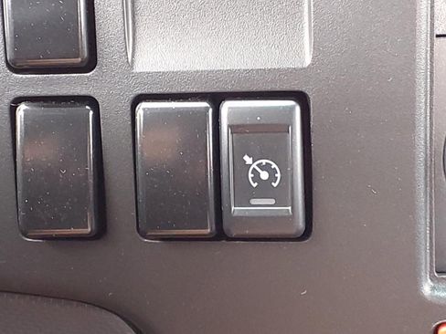 New 2025 Chevrolet Low Cab Forward 5500XG image 10